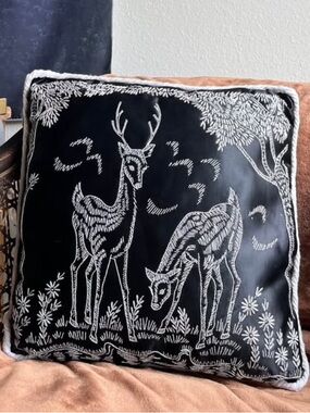 Vintage Deer Embroidered Throw Pillow